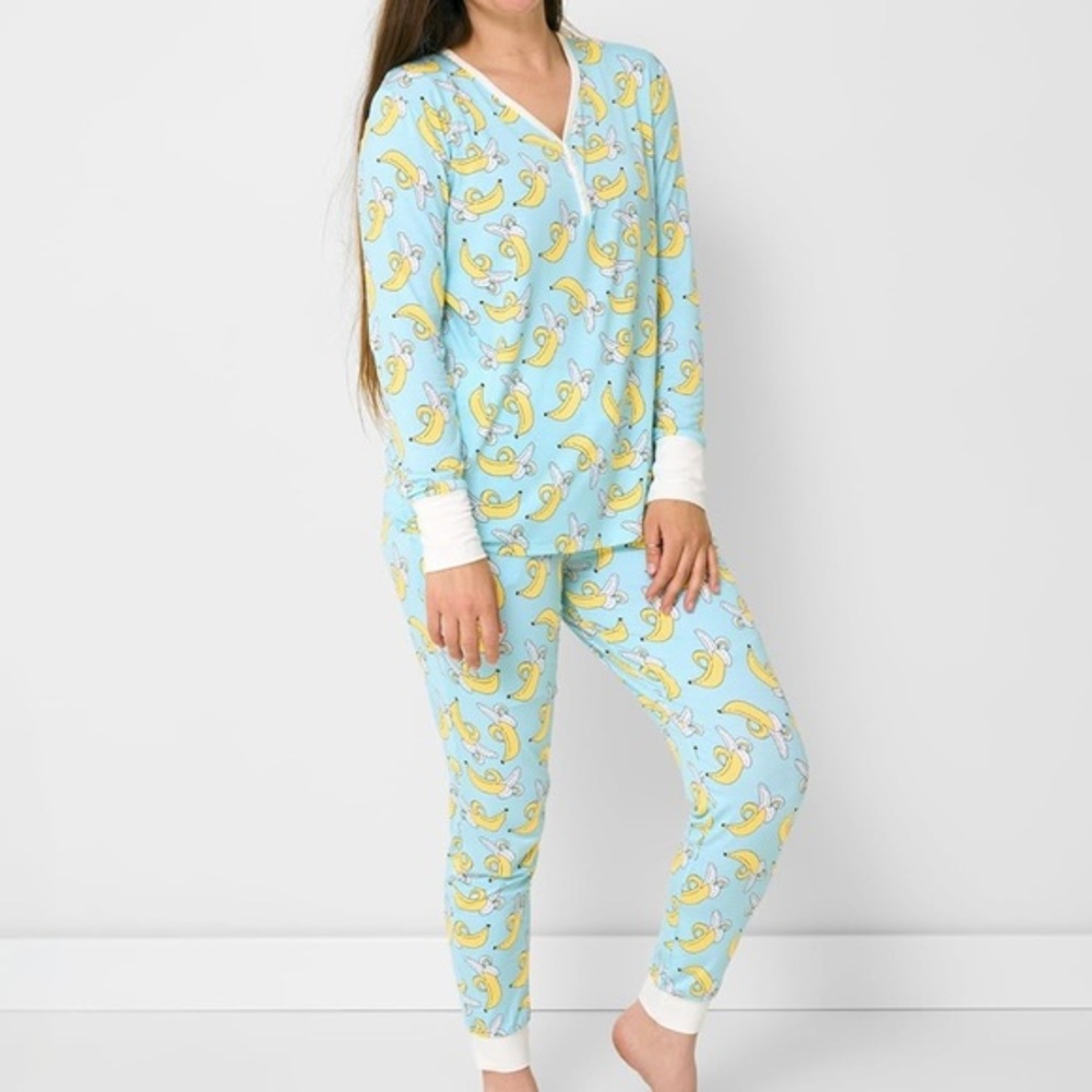 🍌Little Sleepies banana pajama set bamboo  long sleeve tee and joggers